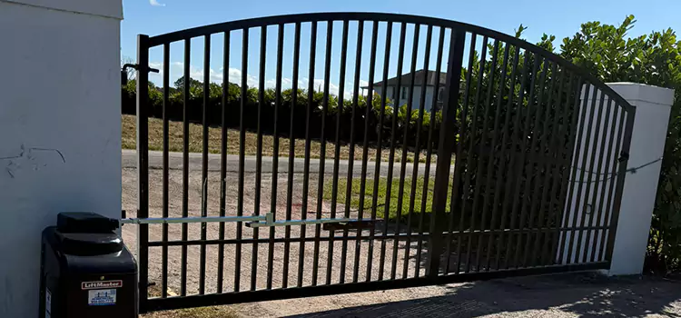 Driveway Fence Repair Palm Valley